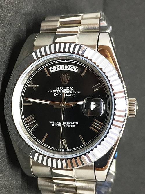 Replica horloge Rolex Day-Date 20 (40 mm) 228238 President band (Schwarzes Zifferblatt) Oystersteel Edelstahl 316L Automatikwerk